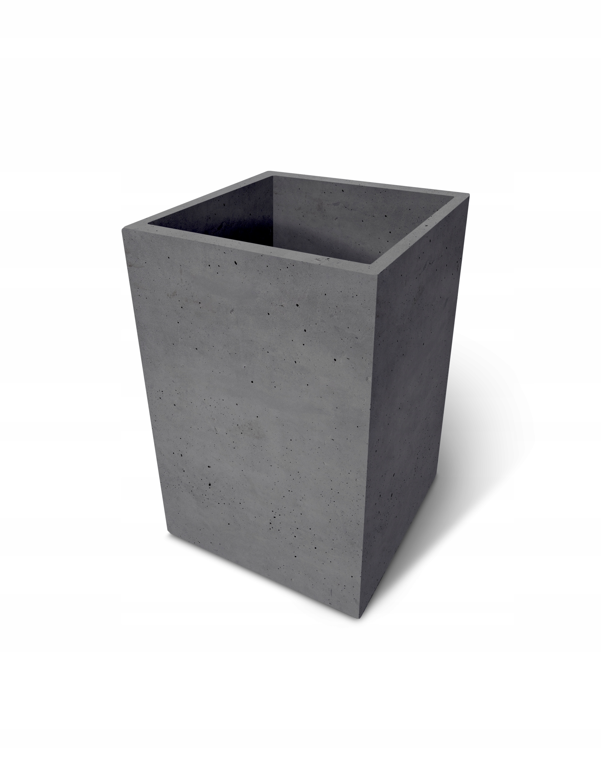 Betónový kvetináč 40 × 40 × 60v z architektonického betónu