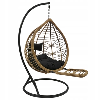 Hojdačka záhradná - Veľký košík Cocoon Chair visí vonkajšiu záhradu