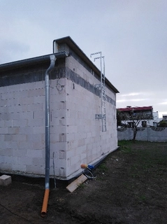 Rebrík - Evakuačný rebrík na streche. Bez koša 447,5 cm 24 hodín