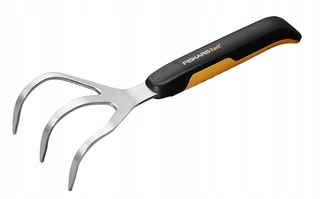 Motyka, kultivátor - Kovový kultivátor Fiskars 32 cm