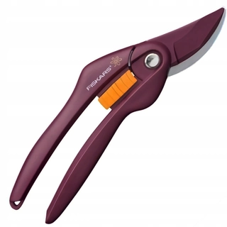 Záhradné nožnice - Fiskars ručné nožnice 6 cm 1 V