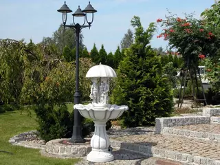 Fontána do záhrady - BETÓNOVÁ ZÁHRADA PRE DETI POD DÁŽDNIKOM