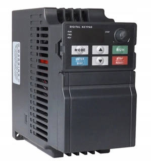 Regulátor otáčok - SXE motor menič 0.75kW 7A 1x230V