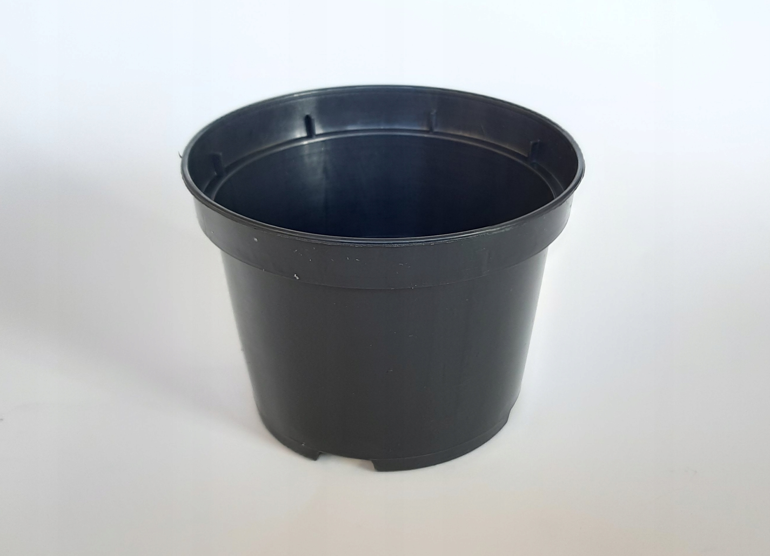 PSGR kvetináč 10 cm x 10 x 7,5 cm priemer 10 cm plastový čierny