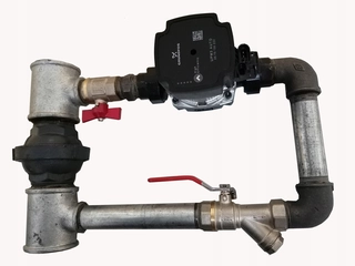 Riešením Pump 1 "Horizontálne Grundfos UPM3 Auto