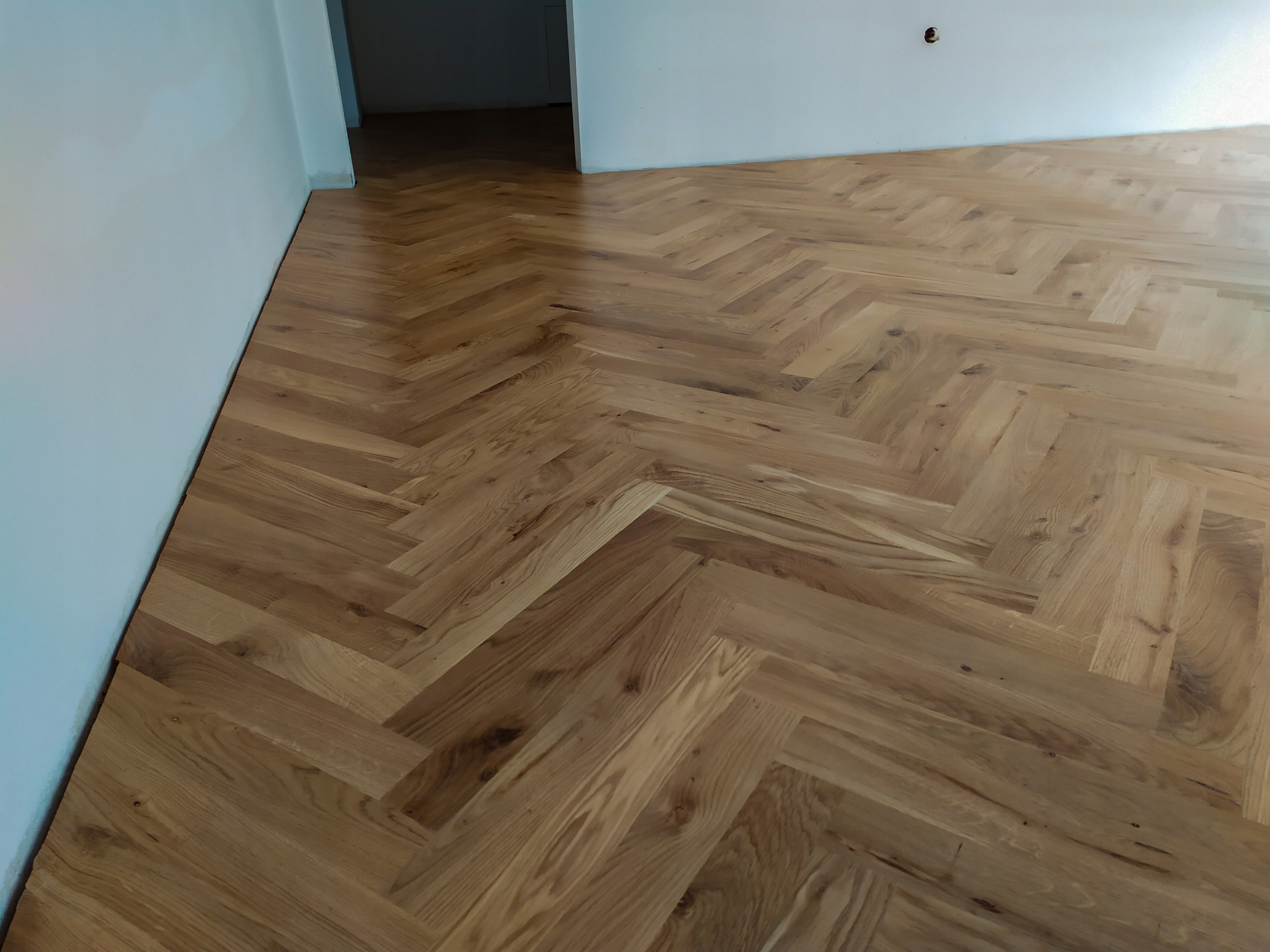 PARKETOVÁ Doska DUB TRIEDA RUSTIC, šírka 7 cm.