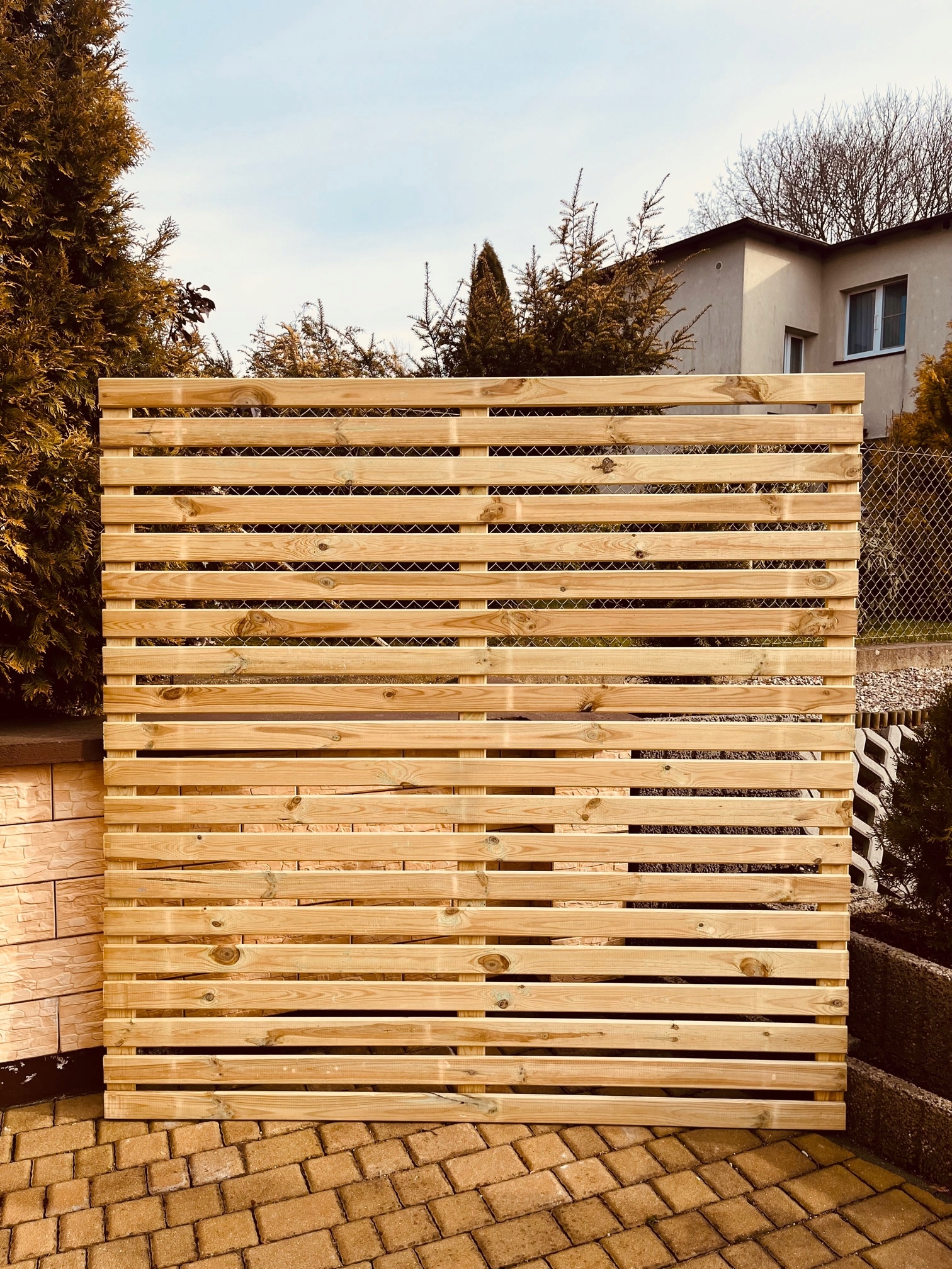 PERGOLA, ROVNÝ SPĹŇOVÝ PLOT, ROKY PEVNÁ