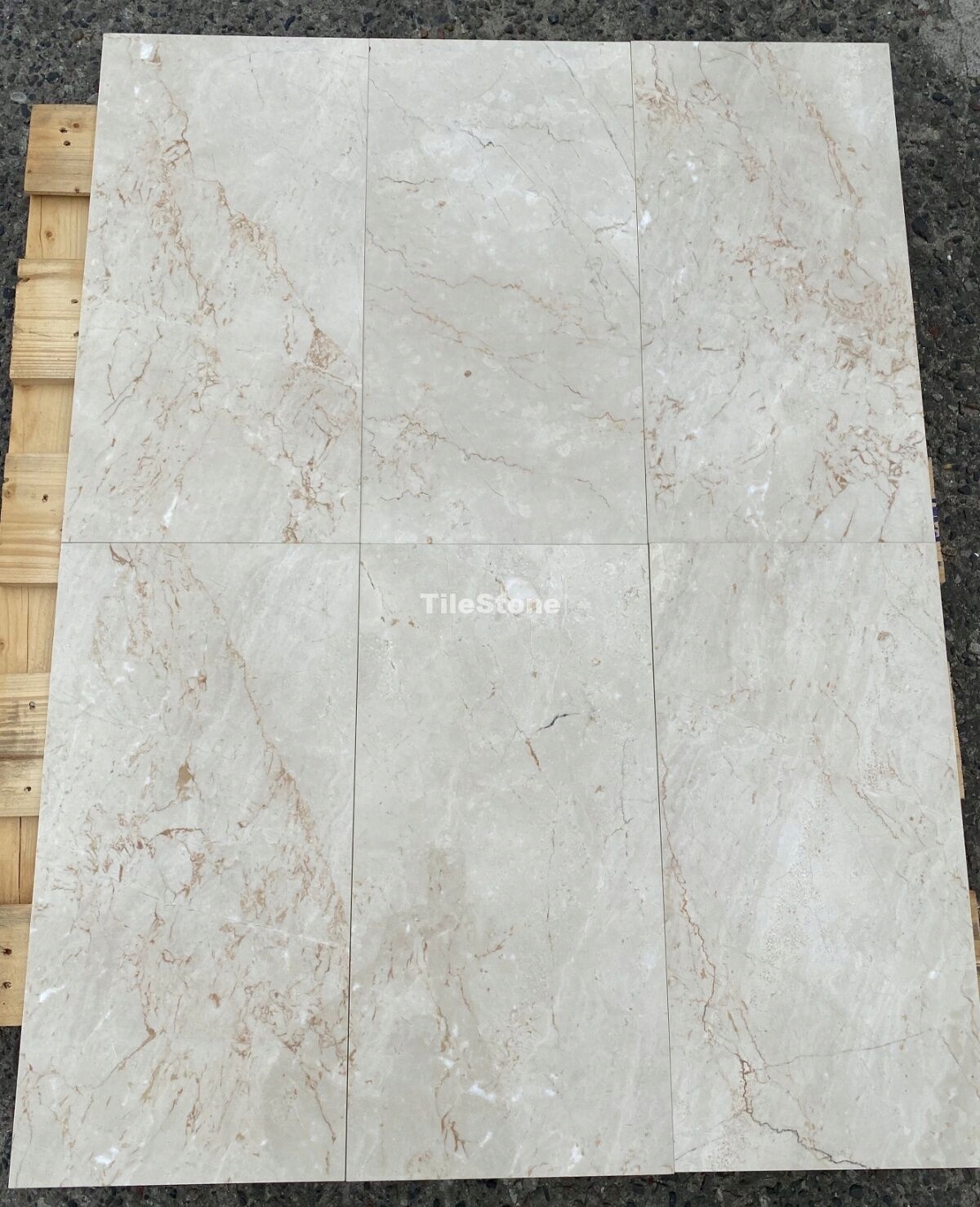 Mramorové dlaždice Crema Fantasy 60 cm x 90 cm x 2 cm