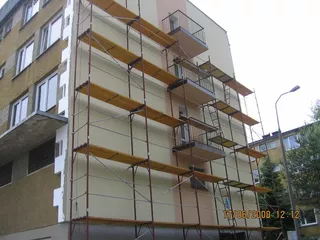 Rebrík - Fasádne lešenie náhody lešenia 304m2