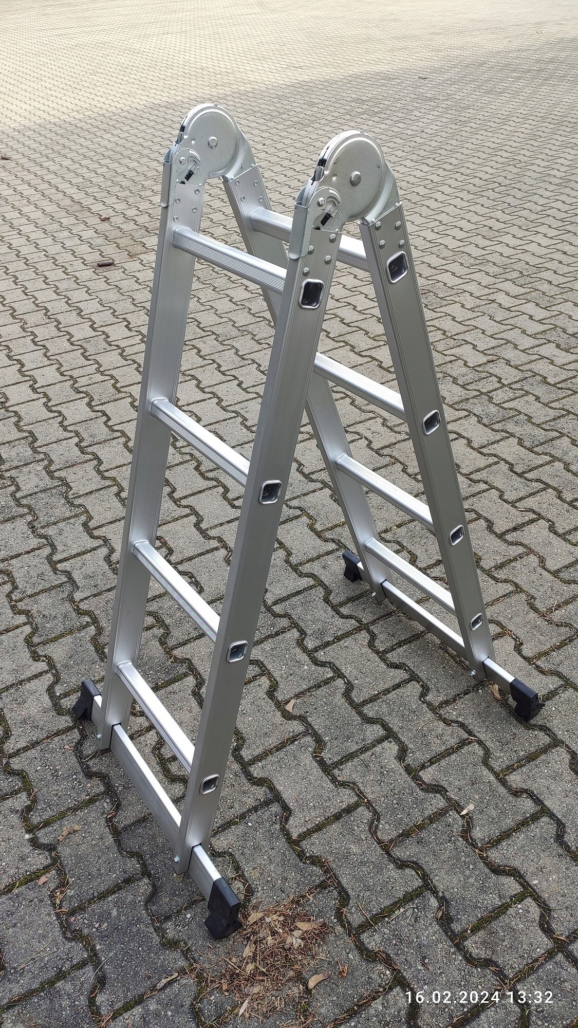 Rebrík Polgum 3,5 m hliníkový 1 x 8 do 150 kg