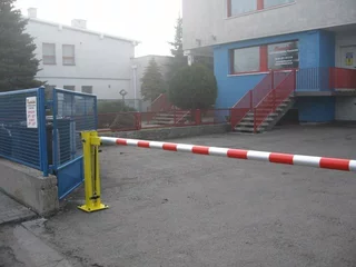 Pletivo, oplotenie - Bariéra. Turnpike. Výrobca