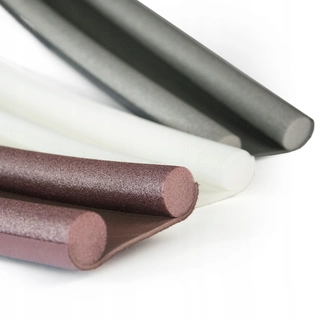Tesnenie dverí - Penové tesnenie pre dvere anti -obnovenie 95 cm