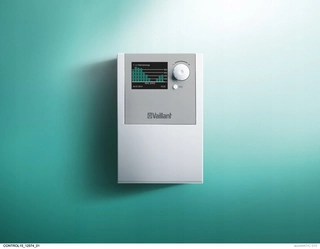 Vaillant auroMATIC 570 solárny regulátor