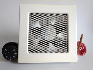 Ventilátor ku krbu, kachliam - EBM ohnisko ventilátor s mriežkou a termostatom