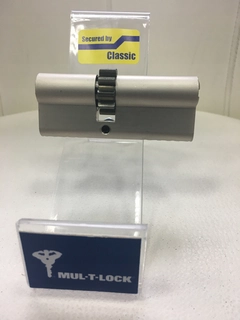 Zámok na dvere -  Mul-T-Lock Classic 35/45 Insert.