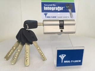 Zámok na dvere -  Inštalátor MUL-T-Lock Informujte