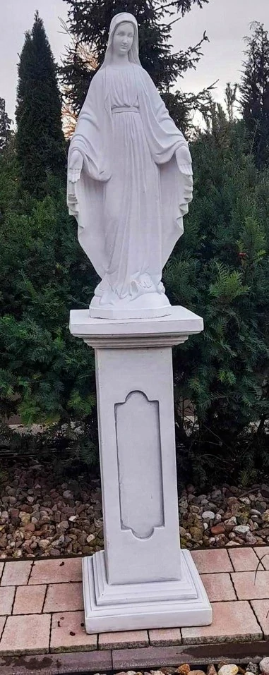 Betónová záhradná socha Panny Márie na podstavci 160 cm – veľká mrazuvzdorná sakrálna figúra…