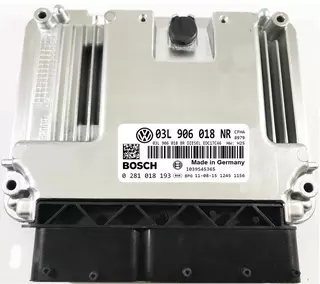 Počítač regulátora motora ECU 03L906018NR 0281018193 VYPR